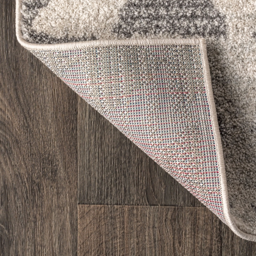 Aisha Moroccan Triangle Geometric Area Rug