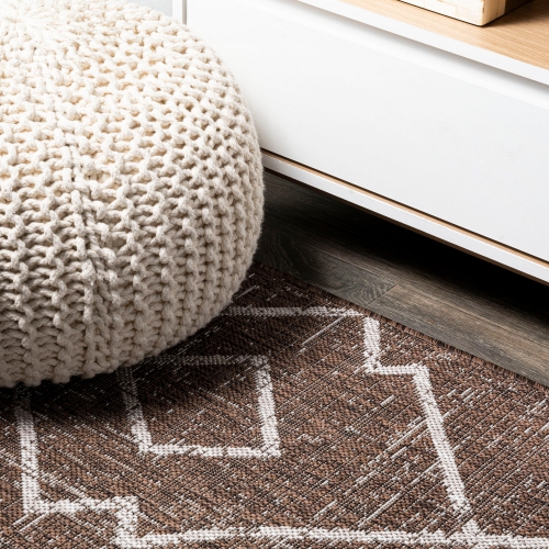 Carwa Tribal Diamond Trellis Indoor/Outdoor Area Rug