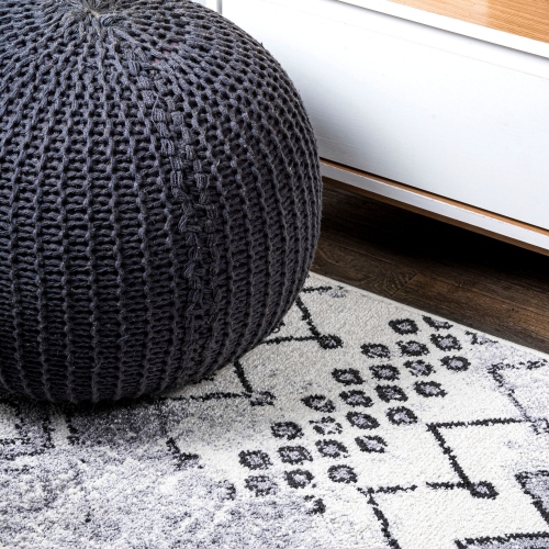 Tapis décoratif à motif géométrique marocain Azmar