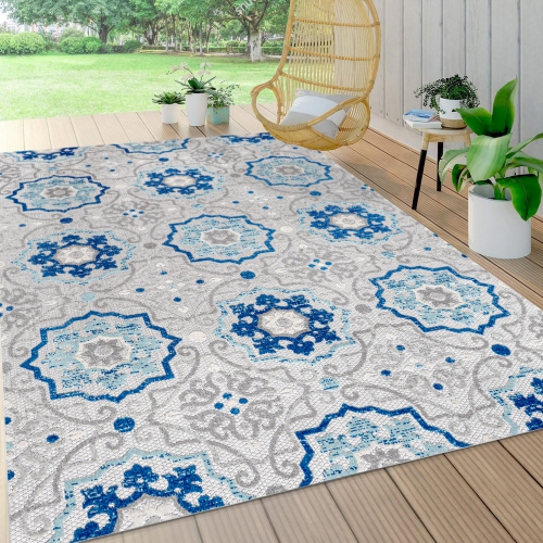 Mediterranean Medallion Indoor/Outdoor Area Rug