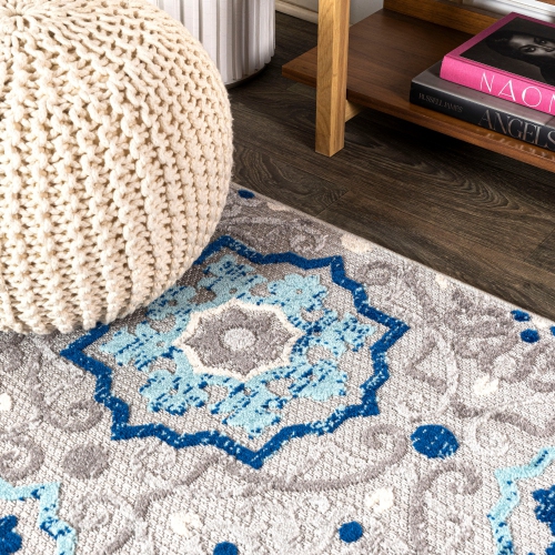 Mediterranean Medallion Indoor/Outdoor Area Rug