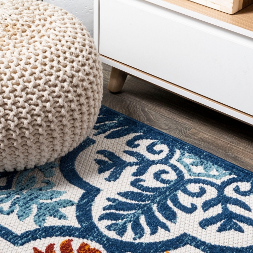 Cassis Ornate Ogee Trellis High-Low Indoor/Outdoor Area Rug