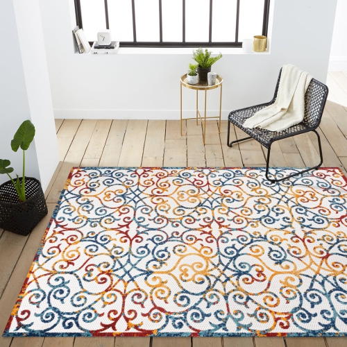 Atrani Scroll Trellis Indoor/Outdoor Area Rug