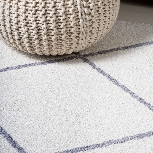 Cole Minimalist Diamond Trellis Area Rug