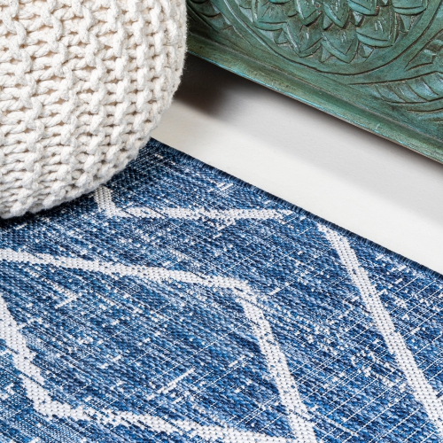 Carwa Tribal Diamond Trellis Indoor/Outdoor Area Rug