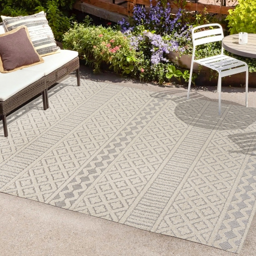 Tapis moderne Ormond, treillis géométrique haut-bas