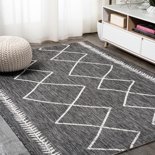 Derya Tribal Diamond Trellis Indoor/Outdoor Area Rug