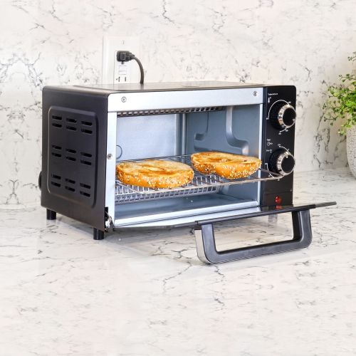 Total Chef 4-Slice Toaster Oven, 1000W, Black Compact Countertop Oven with Natural Convection, Baking Pan and Toasting Rack, Bake, Toast, Roast