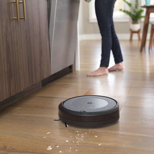 iRobot Roomba Combo i5 Wi-Fi Connected Robot Vacuum & Mop - Woven Neutral (i517020)
