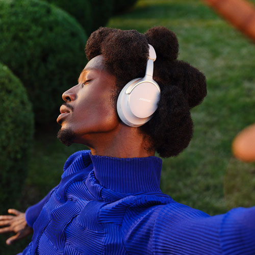 Casque d'écoute Bluetooth à suppression du bruit QuietComfort Ultra de Bose - Fumée blanche