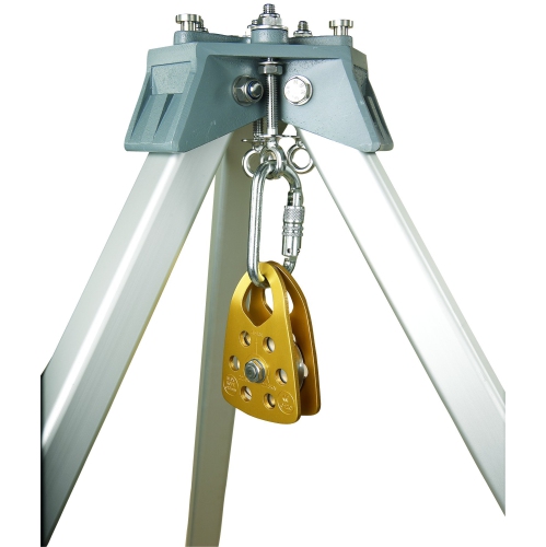 3M Protecta PRO AK020A1 Confined Space Pulley for Tripod, with Self Closing/Locking Carabiner, Fits Up to 1/2-Inch Lifelines, Gold