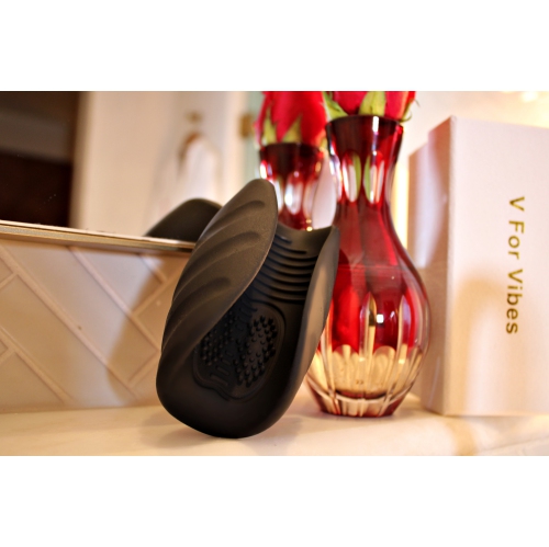 V For Vibes Vibrating Penis Sleeve Aion - Black