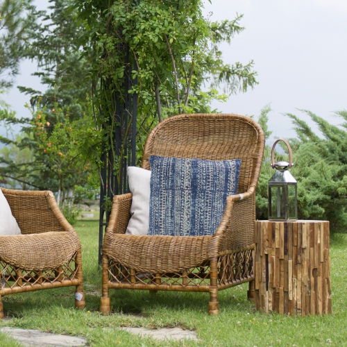 Coussin décoratif carré à rayures aztèques bleues et blanches de 22,5 po