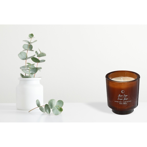 Bougie ronde très lustrée 8Oz de Maison concepts, sauge yuzu