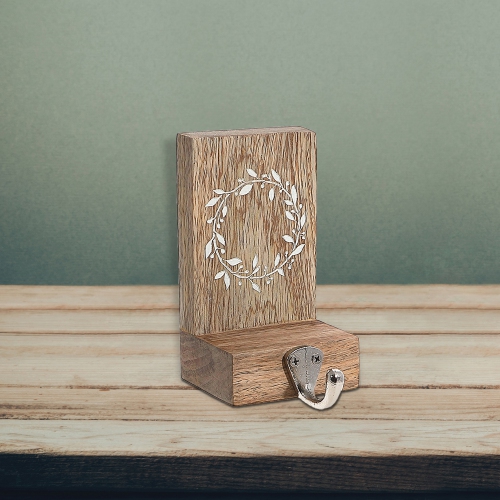 Maison Concepts Christmas Etched Wood Stocking Holder Wreath