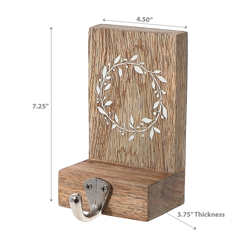Maison Concepts Christmas Etched Wood Stocking Holder Wreath