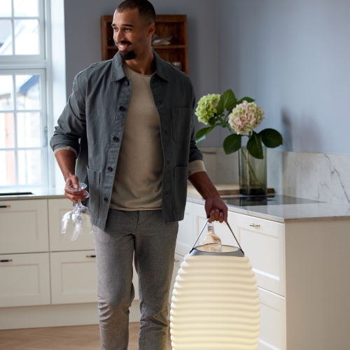 Haut-parleur sans fil Bluetooth Synergy 65 de Kooduu, porte-boisson et lampe portative
