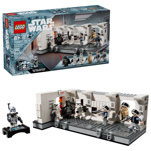 LEGO Star Wars: Boarding The Tantive IV Toy Playset - 502 Pieces