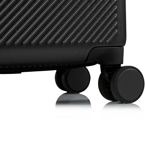 CHAMPS Luggage Iconic II Collection 3-Piece Hard Side 8-Wheeled Expandable Luggage Set - Black