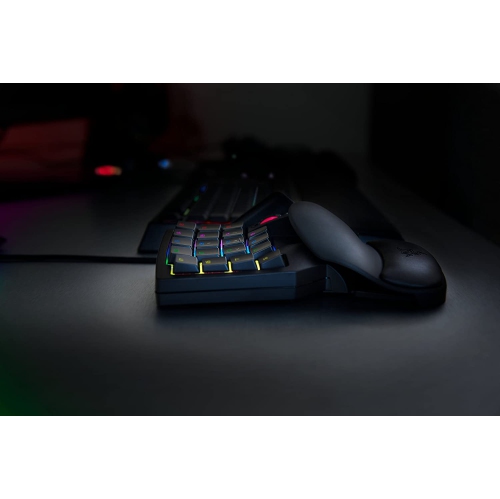 Tartarus V2 Gaming Keypad: Mecha-Membrane Key Switches, 32 Programmable Keys, Customizable Chroma RGB Lighting, Programmable Macros, Classic Black
