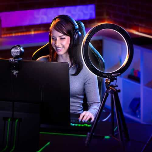 Anneau lumineux DEL USB de 12 po de Razer pour diffusion en continu sur PC et appareil mobile - Noir - Bilingue