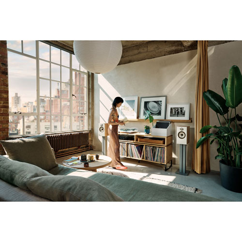 Bowers & Wilkins 606 S3 Bookshelf Speaker - Pair - White