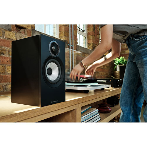Haut-parleur d'étagère 607 S3 de Bowers & Wilkins - Paire - Noir