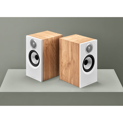 Haut-parleur d'étagère 607 S3 de Bowers & Wilkins - Paire - Chêne