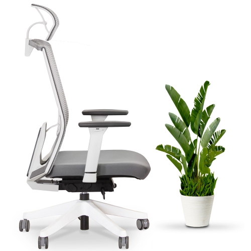 EFFYDESK BUSINESS BUNDLE: Height Adjustable Computer Standing Desk Small Oak White on Business White Frame + KarmaChair Adjustable Ergonomic Office