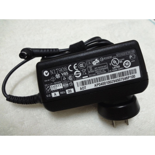Image 1 of 1.. New Genuine Acer Aspire One D270-1375 D270-1606 D270-1679 D270-1824 D270-1834 D270-1865 AC Adapter Charger 40W