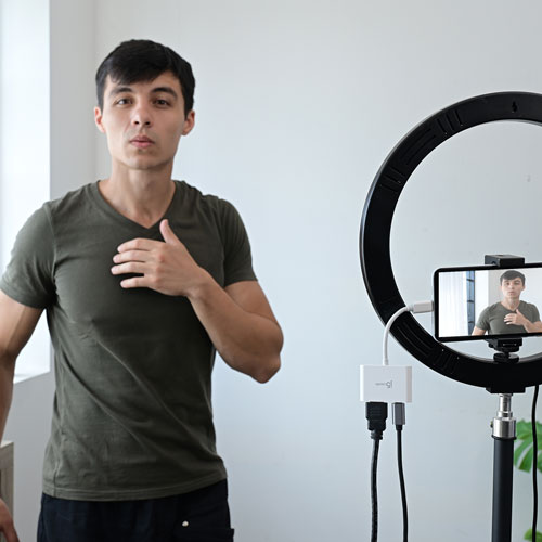 j5create USB-C to 4K HDMI Adapter with Power Delivery - White