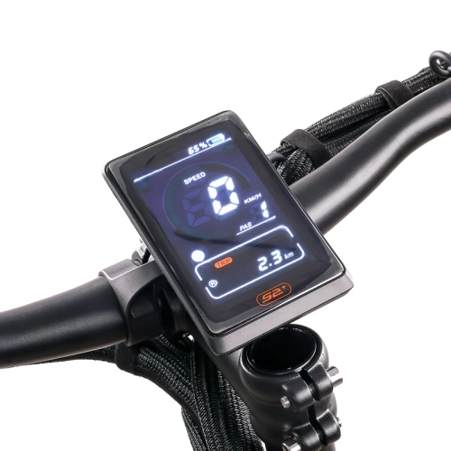 Trottinette électrique Cruiser V2 d'EMOVE – Autonomie de 62&nbsp;km, vitesse maximale 33&nbsp;mi/h, suspension quadruple, moteur 1000&nbsp;W