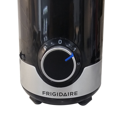 Frigidaire - mélangeur à boissons frappées, lame en acier inoxydable, capacité 800&nbsp;ml, 300 W, noir