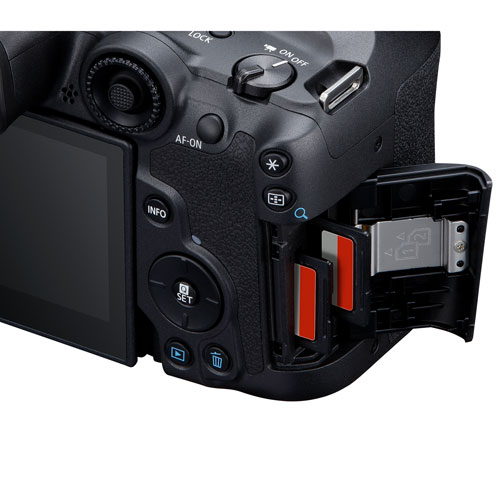 Appareil photo sans miroir EOS R7 de Canon