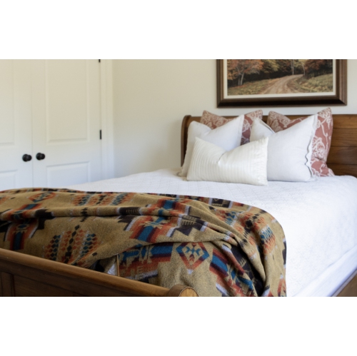 HOMEROOTS  Sandy Throw Tribal Print Throw Blanket