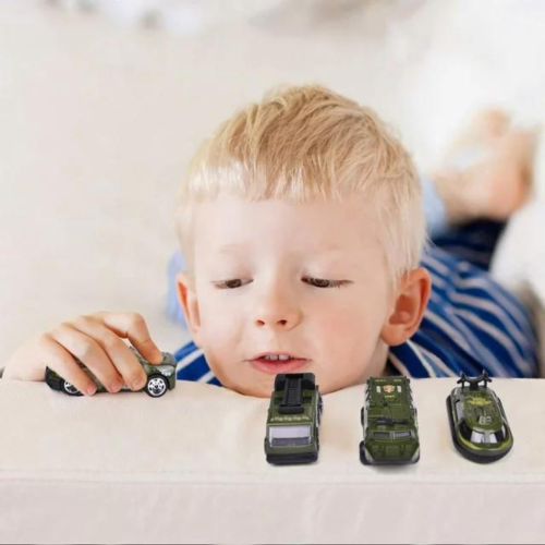 Fun Little Toys F-536 12 Die-Cast Vehicles In 1 Carrier Truck