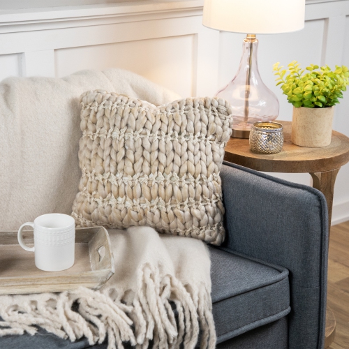 Coussin décoratif carré en tricot kaki géant de 16 po avec dossier en velours