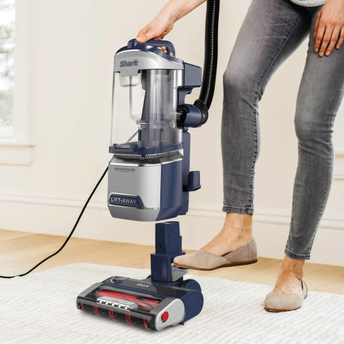 Aspirateur vertical Shark UV900 Pet performance plus Lift-Away avec technologie DuoClean PowerFins HairFins Pro et Neutraliseur d'odeurs. Bon état