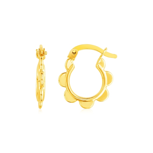 RCJ  14K Gold Scalloped Hoop Earrings In Yellow