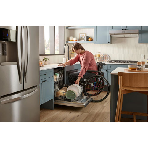 Lave-vaisselle encastrable 24 po 44 dB avec cuve inox et 3e panier de Whirlpool - Inox