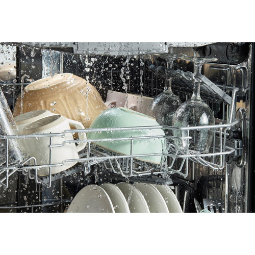 Lave-vaisselle encastrable 24 po 44 dB de Whirlpool à cuve en inox et 3e panier - Noir