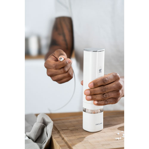 Zwilling Enfinigy Salt & Pepper Mill Set - Black/White