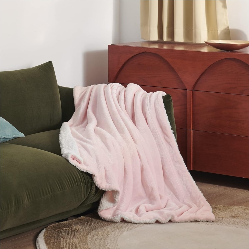 Bedsure Sherpa Fleece Twin Blanket for Couch - Thick and Warm Blankets, Soft and Fuzzy Blanket Twin Size for Sofa, Pink, 60x80 Inches