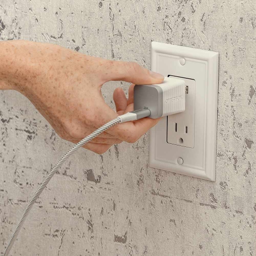 OtterBox Premium Pro Wall Charger 30W USB-C GaN w/USB-C to Lightning Cable 6ft | White