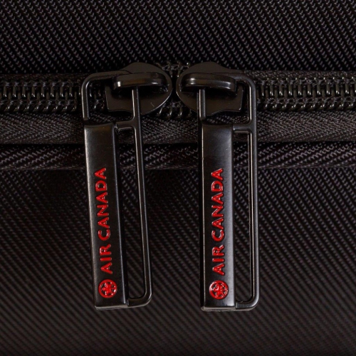 AIR CANADA CENTRAL 19" Carry on Deluxe Softside Luggage