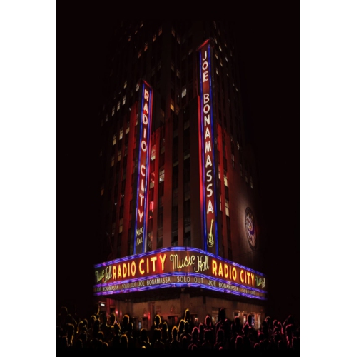 LIVE AT RADIO CITY MUSIC HALL | Best Buy Canada