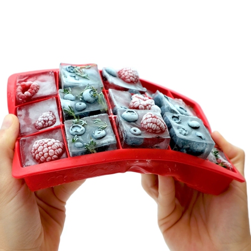 Starfrit - Set of 2 Soft Silicone Ice Cube Molds, 15 Cube Capacity, Red