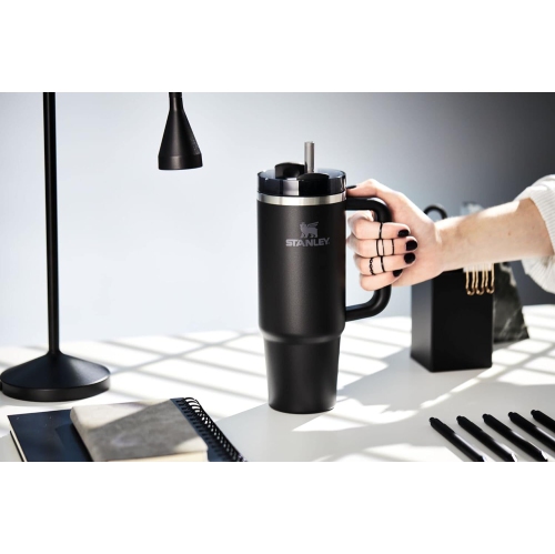 Stanley Quencher – gobelet isotherme en acier inoxydable de H2,0 oz FlowState avec couvercle et paille pour l’eau, le thé glacé ou le café, boisson