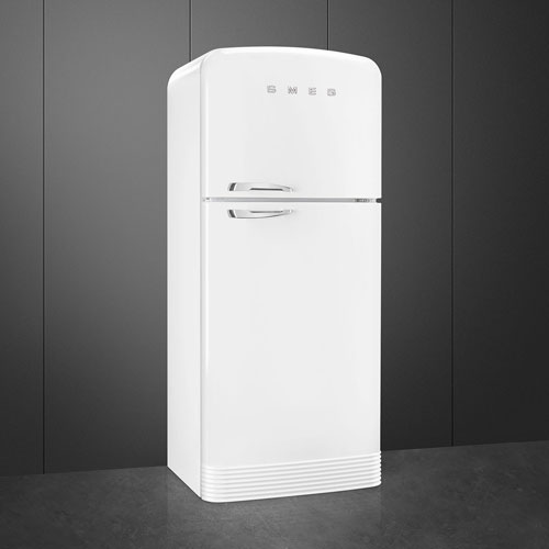 Réfrigérateur à congélateur supérieur 19,2 pi³ 32 po à distributeur de glaçons rétro de Smeg - Blanc