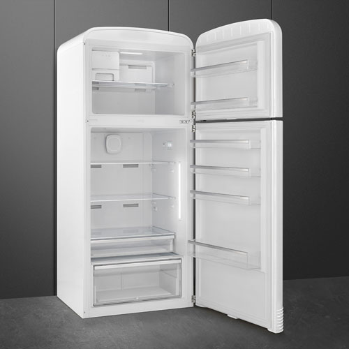 Réfrigérateur à congélateur supérieur 19,2 pi³ 32 po à distributeur de glaçons rétro de Smeg - Blanc